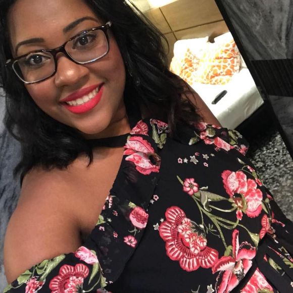 Meet your Posher, Miramanee - Picture 1 of 1